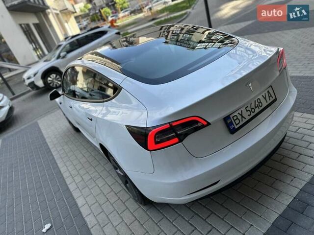 Белый Тесла Модель 3, объемом двигателя 0 л и пробегом 13 тыс. км за 20600 $, фото 7 на Automoto.ua