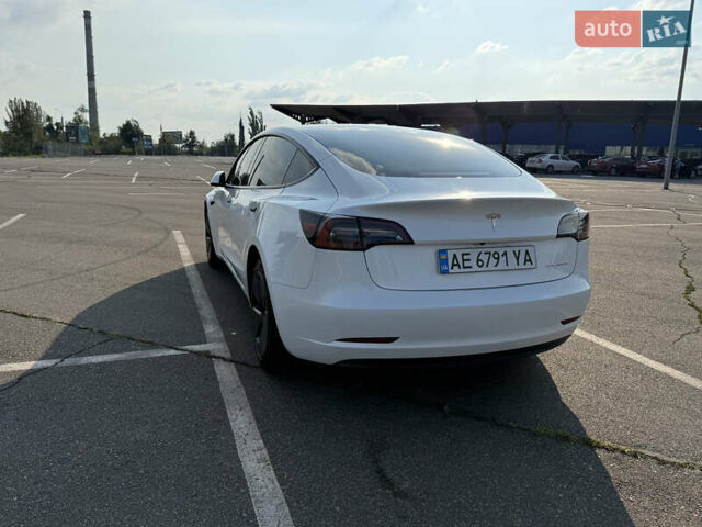 Белый Тесла Модель 3, объемом двигателя 0 л и пробегом 34 тыс. км за 25000 $, фото 9 на Automoto.ua