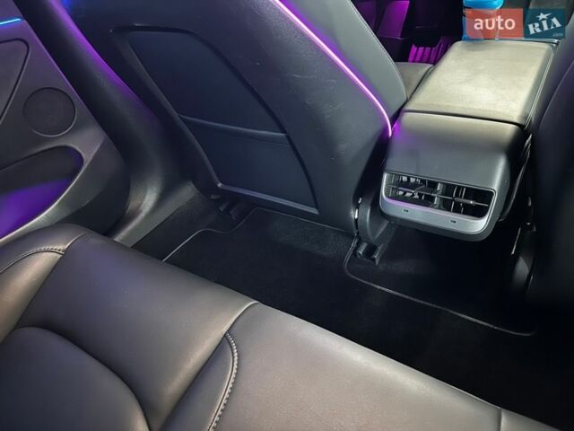 Белый Тесла Модель 3, объемом двигателя 0 л и пробегом 15 тыс. км за 25000 $, фото 15 на Automoto.ua