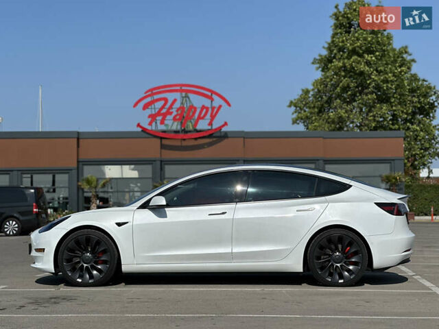 Білий Тесла Модель 3, об'ємом двигуна 0 л та пробігом 22 тис. км за 29006 $, фото 3 на Automoto.ua