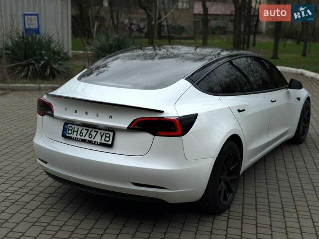 Белый Тесла Модель 3, объемом двигателя 0 л и пробегом 58 тыс. км за 21500 $, фото 6 на Automoto.ua