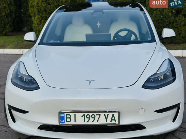 Білий Тесла Модель 3, об'ємом двигуна 0 л та пробігом 39 тис. км за 21990 $, фото 5 на Automoto.ua