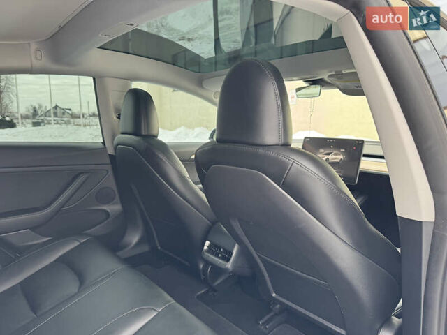 Белый Тесла Модель 3, объемом двигателя 0 л и пробегом 30 тыс. км за 23500 $, фото 37 на Automoto.ua