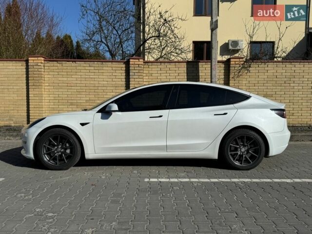 Білий Тесла Модель 3, об'ємом двигуна 0 л та пробігом 55 тис. км за 21000 $, фото 9 на Automoto.ua