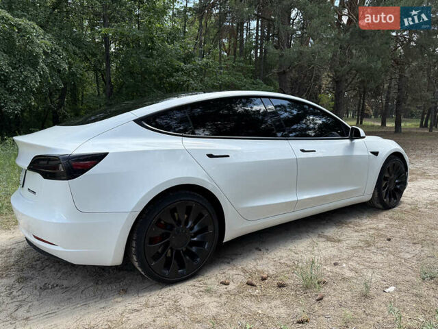 Белый Тесла Модель 3, объемом двигателя 0 л и пробегом 51 тыс. км за 23000 $, фото 8 на Automoto.ua