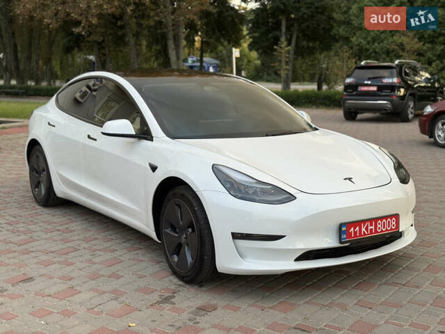 Білий Тесла Модель 3, об'ємом двигуна 0 л та пробігом 4 тис. км за 20999 $, фото 6 на Automoto.ua