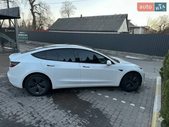 Белый Тесла Модель 3, объемом двигателя 0 л и пробегом 79 тыс. км за 22000 $, фото 4 на Automoto.ua