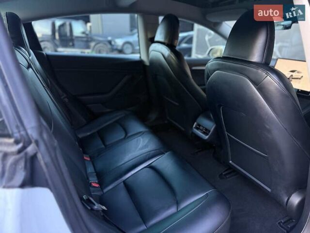 Білий Тесла Модель 3, об'ємом двигуна 0 л та пробігом 67 тис. км за 19999 $, фото 61 на Automoto.ua