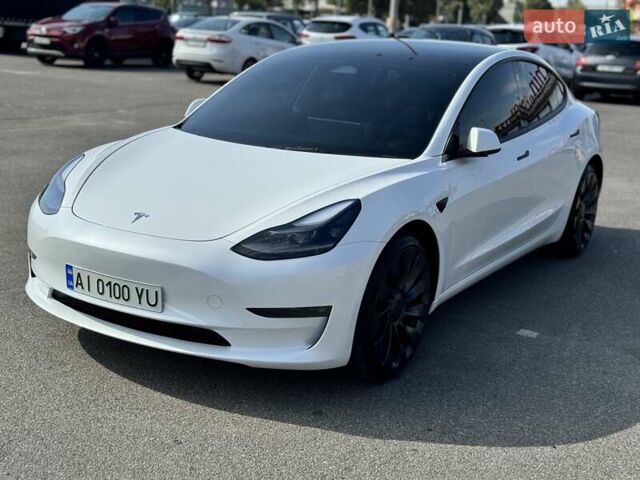 Білий Тесла Модель 3, об'ємом двигуна 0 л та пробігом 32 тис. км за 28000 $, фото 1 на Automoto.ua