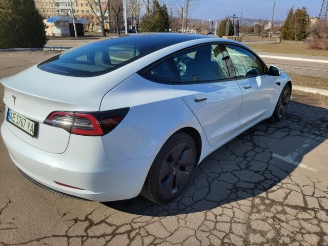 Білий Тесла Модель 3, об'ємом двигуна 0 л та пробігом 6 тис. км за 22500 $, фото 1 на Automoto.ua