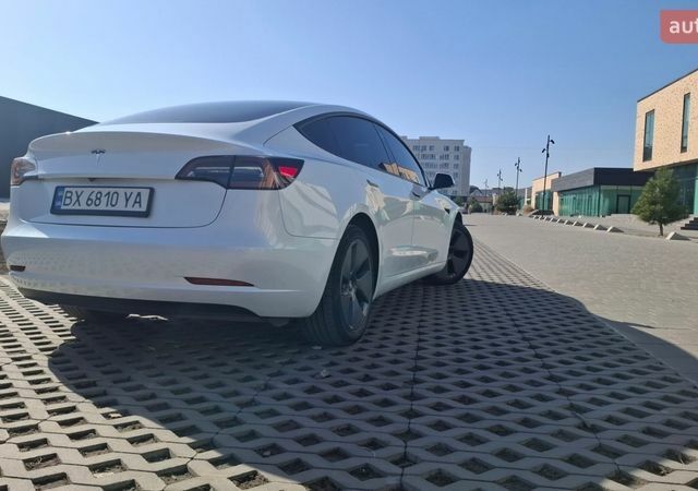 Белый Тесла Модель 3, объемом двигателя 0 л и пробегом 34 тыс. км за 19500 $, фото 6 на Automoto.ua