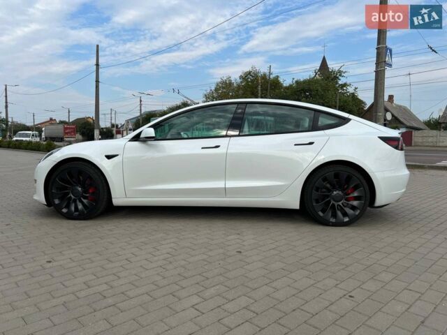 Білий Тесла Модель 3, об'ємом двигуна 0 л та пробігом 5 тис. км за 30900 $, фото 4 на Automoto.ua