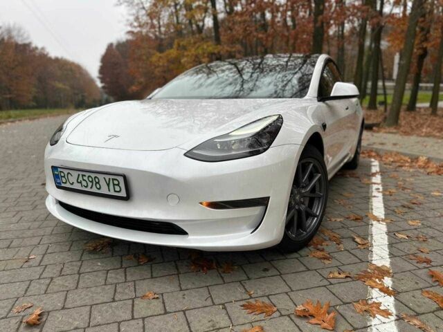 Білий Тесла Модель 3, об'ємом двигуна 0 л та пробігом 36 тис. км за 23000 $, фото 4 на Automoto.ua