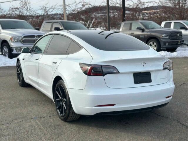 Белый Тесла Модель 3, объемом двигателя 0 л и пробегом 23 тыс. км за 12000 $, фото 6 на Automoto.ua