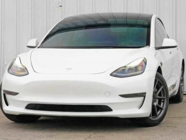 Білий Тесла Модель 3, об'ємом двигуна 0 л та пробігом 10 тис. км за 11000 $, фото 2 на Automoto.ua