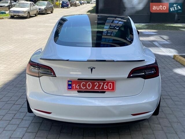Белый Тесла Модель 3, объемом двигателя 0 л и пробегом 59 тыс. км за 19500 $, фото 8 на Automoto.ua
