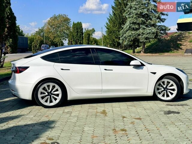 Білий Тесла Модель 3, об'ємом двигуна 0 л та пробігом 208 тис. км за 17800 $, фото 10 на Automoto.ua