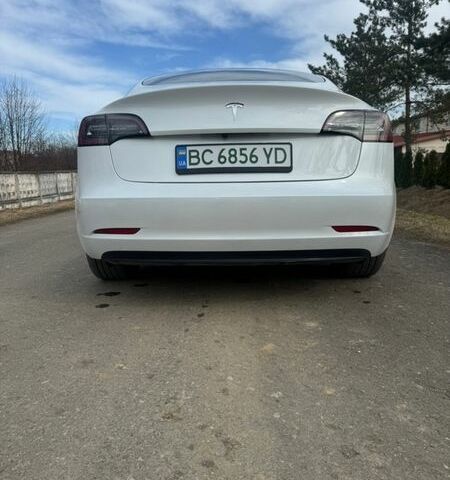 Білий Тесла Модель 3, об'ємом двигуна 0 л та пробігом 40 тис. км за 19999 $, фото 9 на Automoto.ua