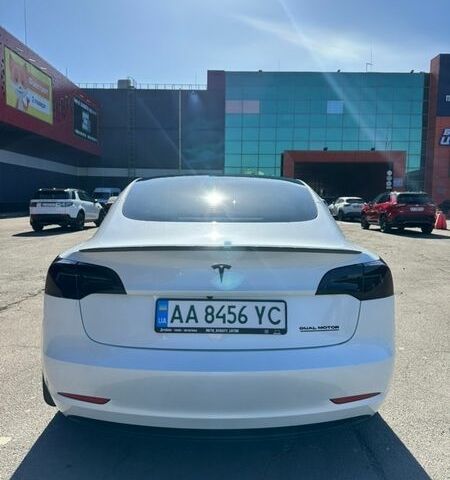 Білий Тесла Модель 3, об'ємом двигуна 0 л та пробігом 75 тис. км за 26900 $, фото 8 на Automoto.ua