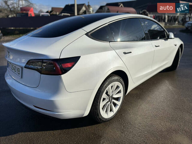 Белый Тесла Модель 3, объемом двигателя 0 л и пробегом 34 тыс. км за 24700 $, фото 23 на Automoto.ua