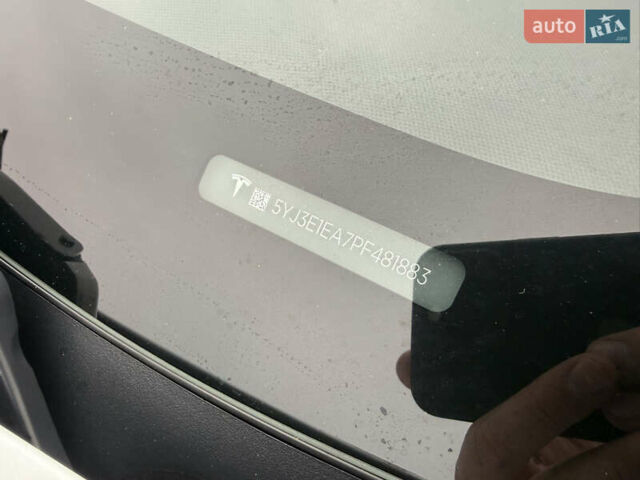 Білий Тесла Модель 3, об'ємом двигуна 0 л та пробігом 70 тис. км за 19999 $, фото 57 на Automoto.ua