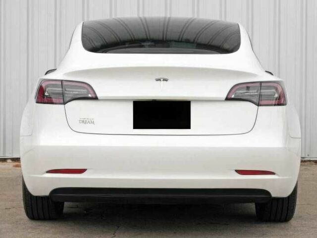 Білий Тесла Модель 3, об'ємом двигуна 0 л та пробігом 10 тис. км за 11000 $, фото 5 на Automoto.ua