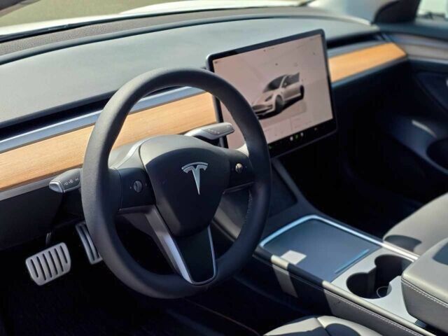 Белый Тесла Модель 3, объемом двигателя 0 л и пробегом 11 тыс. км за 9930 $, фото 8 на Automoto.ua