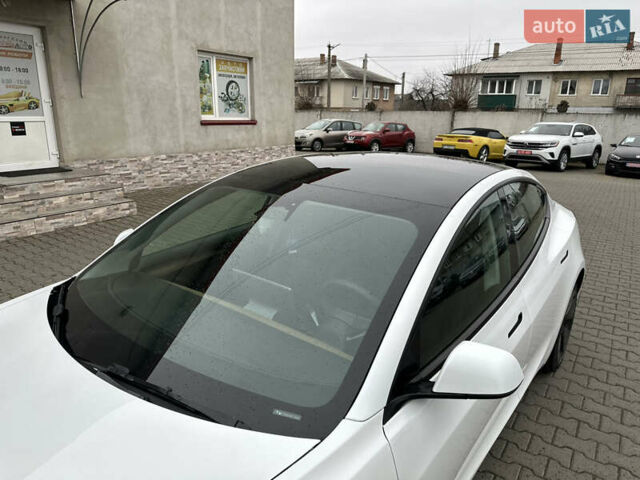 Білий Тесла Модель 3, об'ємом двигуна 0 л та пробігом 4 тис. км за 17500 $, фото 9 на Automoto.ua