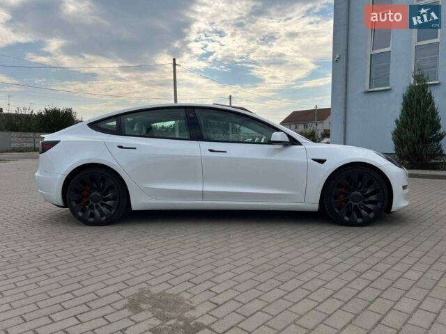 Білий Тесла Модель 3, об'ємом двигуна 0 л та пробігом 5 тис. км за 30900 $, фото 5 на Automoto.ua