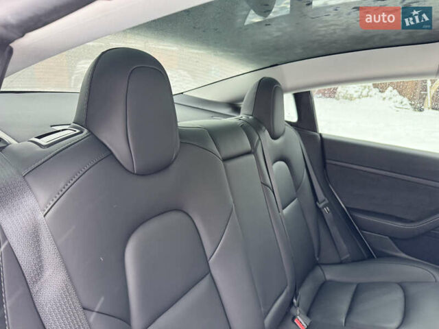 Белый Тесла Модель 3, объемом двигателя 0 л и пробегом 34 тыс. км за 21000 $, фото 21 на Automoto.ua