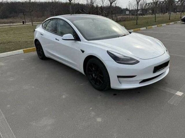 Белый Тесла Модель 3, объемом двигателя 0 л и пробегом 103 тыс. км за 14827 $, фото 7 на Automoto.ua