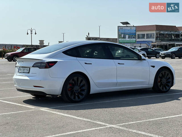 Білий Тесла Модель 3, об'ємом двигуна 0 л та пробігом 22 тис. км за 29006 $, фото 8 на Automoto.ua