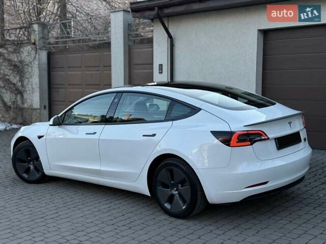 Белый Тесла Модель 3, объемом двигателя 0 л и пробегом 34 тыс. км за 18900 $, фото 21 на Automoto.ua