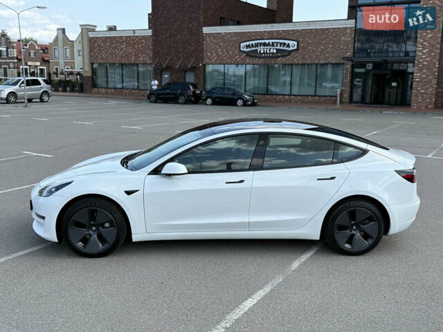 Белый Тесла Модель 3, объемом двигателя 0 л и пробегом 39 тыс. км за 25500 $, фото 15 на Automoto.ua
