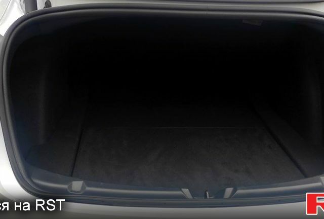 Білий Тесла Модель 3, об'ємом двигуна 0 л та пробігом 49 тис. км за 20000 $, фото 8 на Automoto.ua