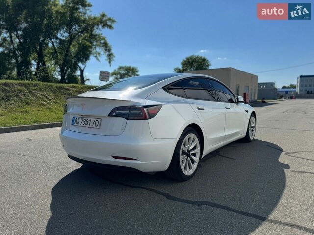 Белый Тесла Модель 3, объемом двигателя 0 л и пробегом 89 тыс. км за 20500 $, фото 4 на Automoto.ua