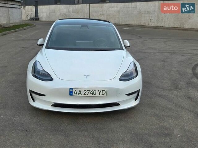 Белый Тесла Модель 3, объемом двигателя 0 л и пробегом 108 тыс. км за 18800 $, фото 3 на Automoto.ua