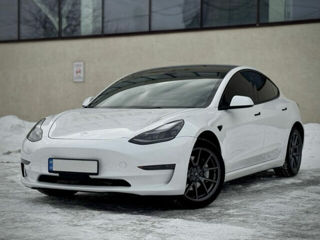 Білий Тесла Модель 3, об'ємом двигуна 0 л та пробігом 32 тис. км за 22700 $, фото 7 на Automoto.ua