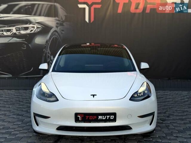 Білий Тесла Модель 3, об'ємом двигуна 0 л та пробігом 67 тис. км за 19999 $, фото 12 на Automoto.ua