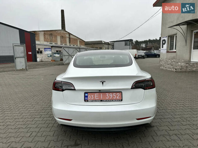 Білий Тесла Модель 3, об'ємом двигуна 0 л та пробігом 4 тис. км за 17500 $, фото 5 на Automoto.ua