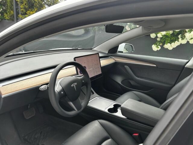 Белый Тесла Модель 3, объемом двигателя 0 л и пробегом 53 тыс. км за 13500 $, фото 7 на Automoto.ua