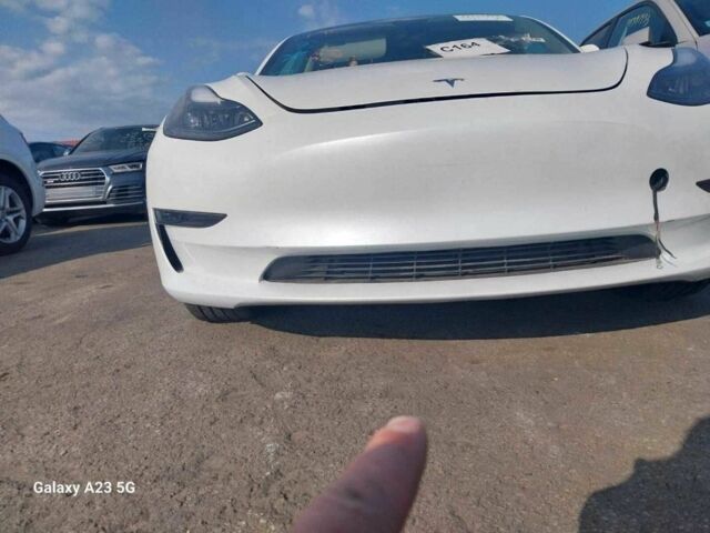 Белый Тесла Модель 3, объемом двигателя 0 л и пробегом 43 тыс. км за 516 $, фото 2 на Automoto.ua