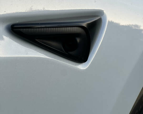 Білий Тесла Модель 3, об'ємом двигуна 0 л та пробігом 3 тис. км за 28500 $, фото 54 на Automoto.ua