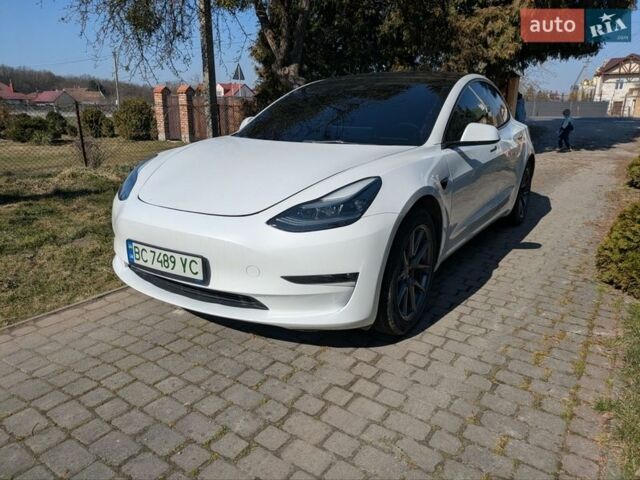 Білий Тесла Модель 3, об'ємом двигуна 0 л та пробігом 89 тис. км за 18500 $, фото 1 на Automoto.ua