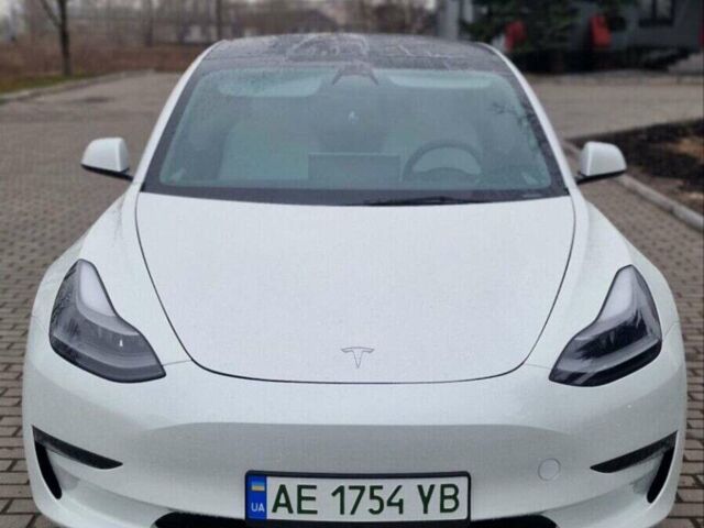 Білий Тесла Модель 3, об'ємом двигуна 0 л та пробігом 16 тис. км за 24000 $, фото 17 на Automoto.ua