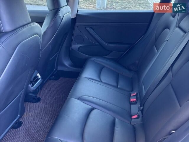 Белый Тесла Модель 3, объемом двигателя 0 л и пробегом 22 тыс. км за 22000 $, фото 7 на Automoto.ua