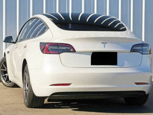 Белый Тесла Модель 3, объемом двигателя 0 л и пробегом 15 тыс. км за 9600 $, фото 6 на Automoto.ua