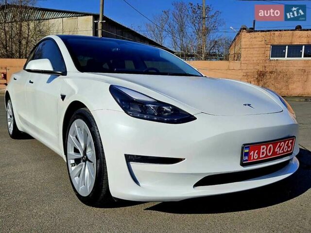 Белый Тесла Модель 3, объемом двигателя 0 л и пробегом 35 тыс. км за 19900 $, фото 16 на Automoto.ua