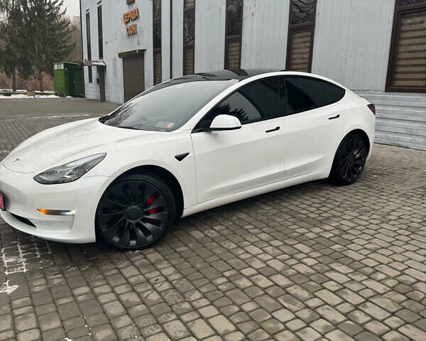 Білий Тесла Модель 3, об'ємом двигуна 0 л та пробігом 16 тис. км за 27800 $, фото 5 на Automoto.ua