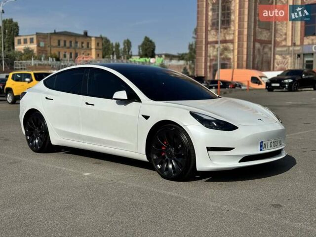 Білий Тесла Модель 3, об'ємом двигуна 0 л та пробігом 32 тис. км за 28000 $, фото 2 на Automoto.ua